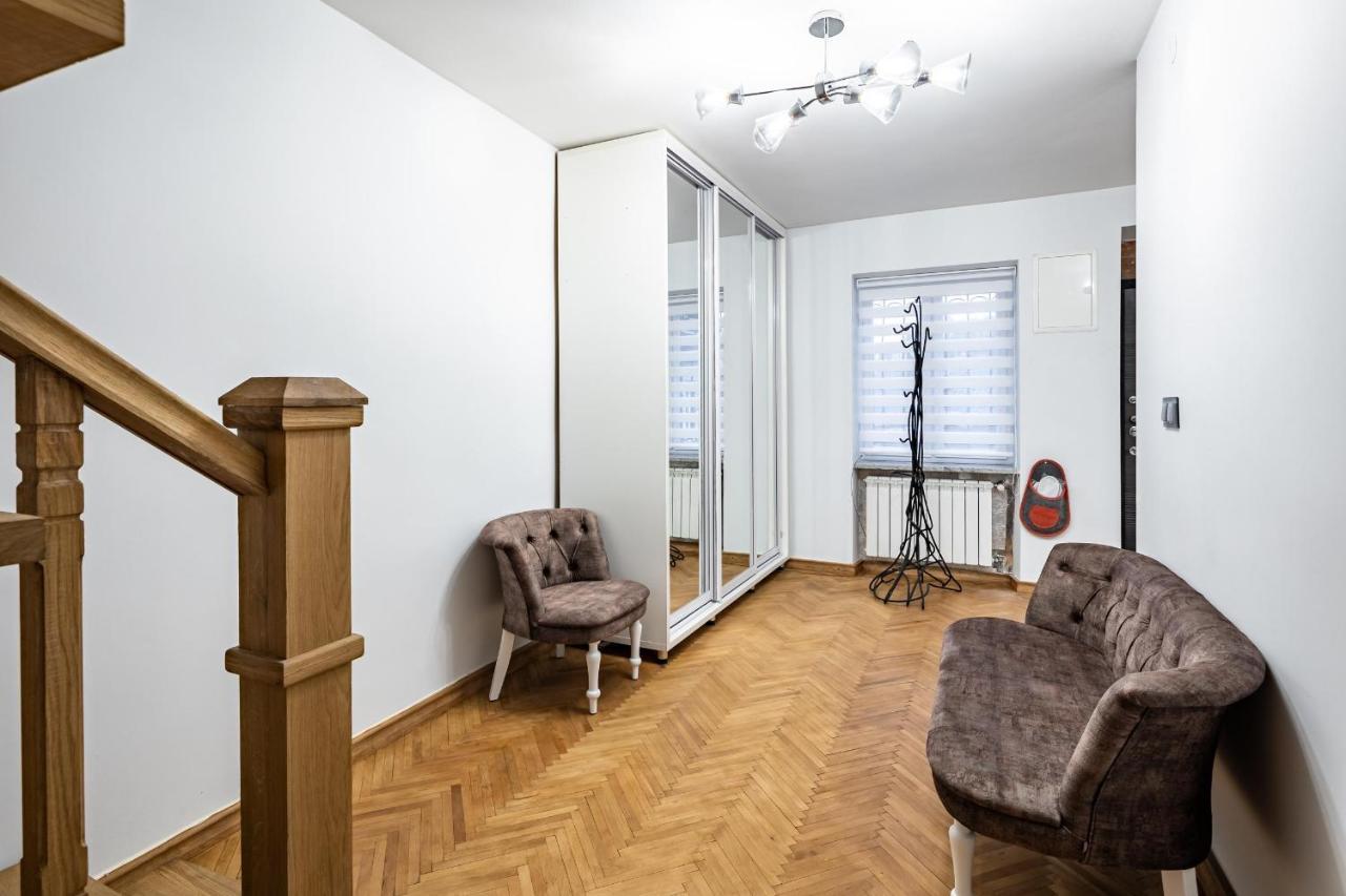 Romari Apartment Вірменська Lvov Exteriér fotografie