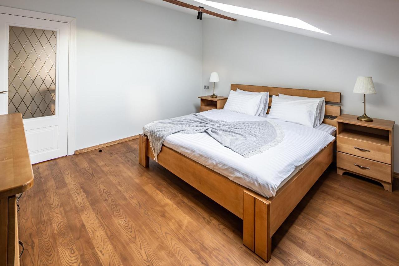 Romari Apartment Вірменська Lvov Exteriér fotografie
