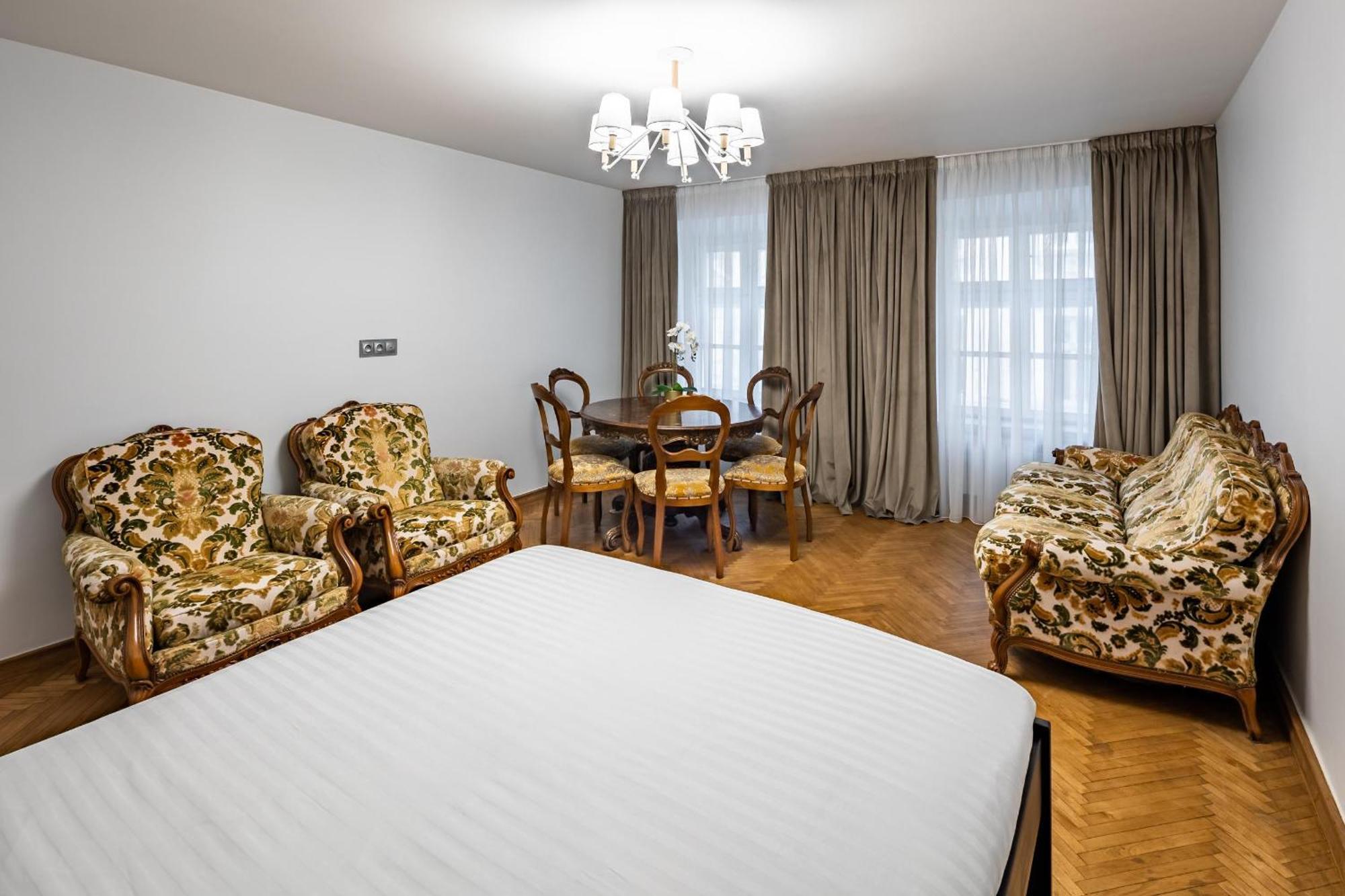 Romari Apartment Вірменська Lvov Exteriér fotografie